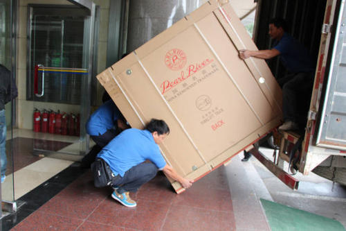 汉川钢琴贵重工艺品无忧运
